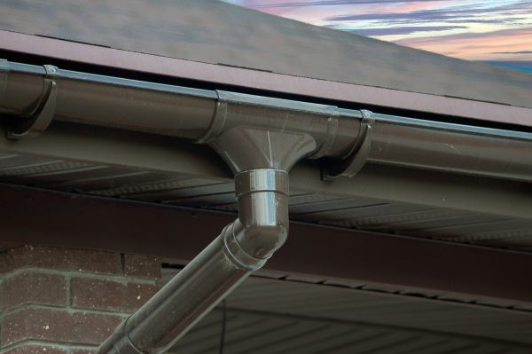 Building Gutter Installation in Palm City