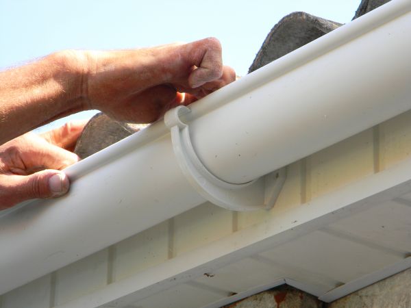 Plastic Gutter Repair in Palm City