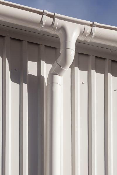 Building Gutter Replacement in Palm City